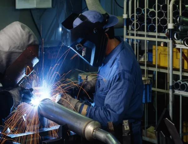 機械設計・制御設計・組立及びロボットプログラミング